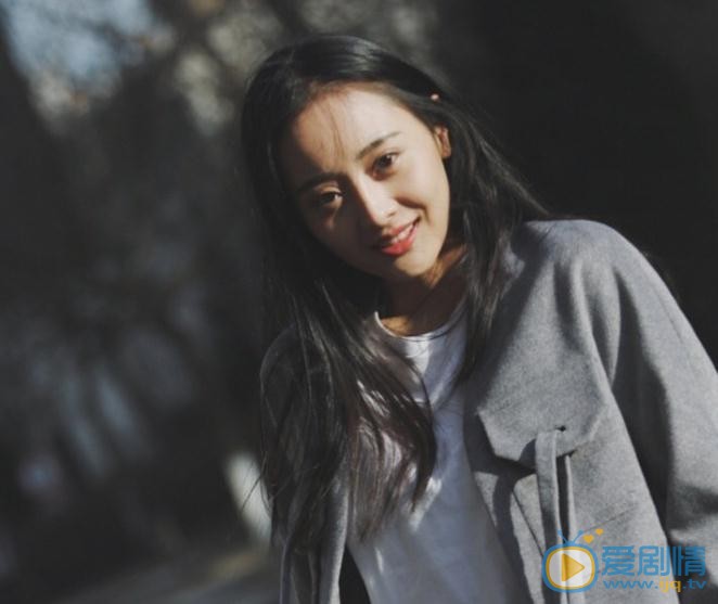 郭玮洁街拍写真 郭玮洁高清写真_郭玮洁高清剧照
