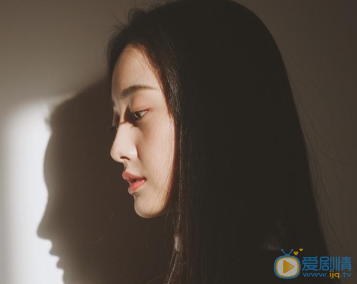 郭玮洁街拍写真 郭玮洁高清写真_郭玮洁高清剧照