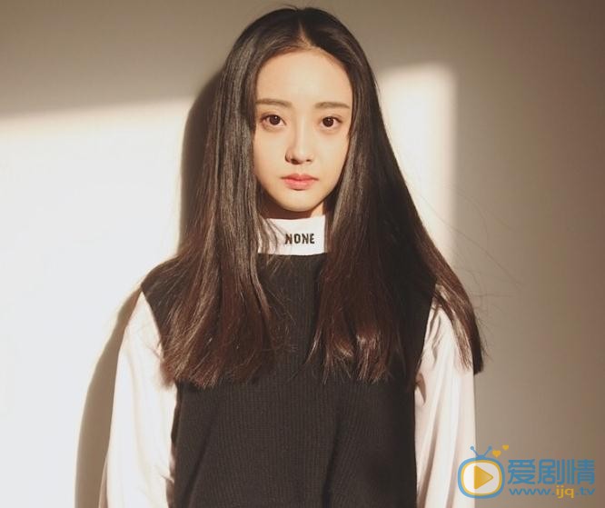郭玮洁街拍写真 郭玮洁高清写真_郭玮洁高清剧照