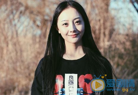 郭玮洁街拍写真 郭玮洁高清写真_郭玮洁高清剧照