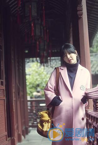 李侑菲生活照 李侑菲高清写真_李侑菲高清剧照