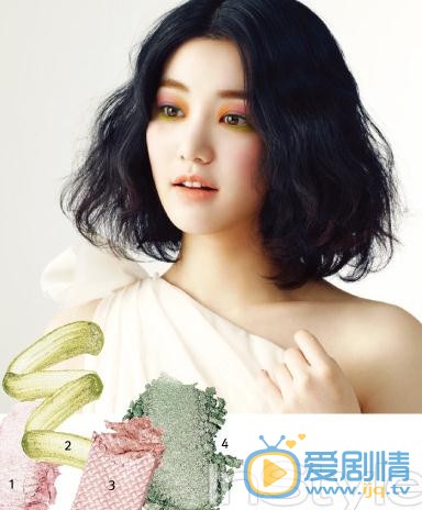 李侑菲杂志写真 李侑菲高清写真_李侑菲高清剧照