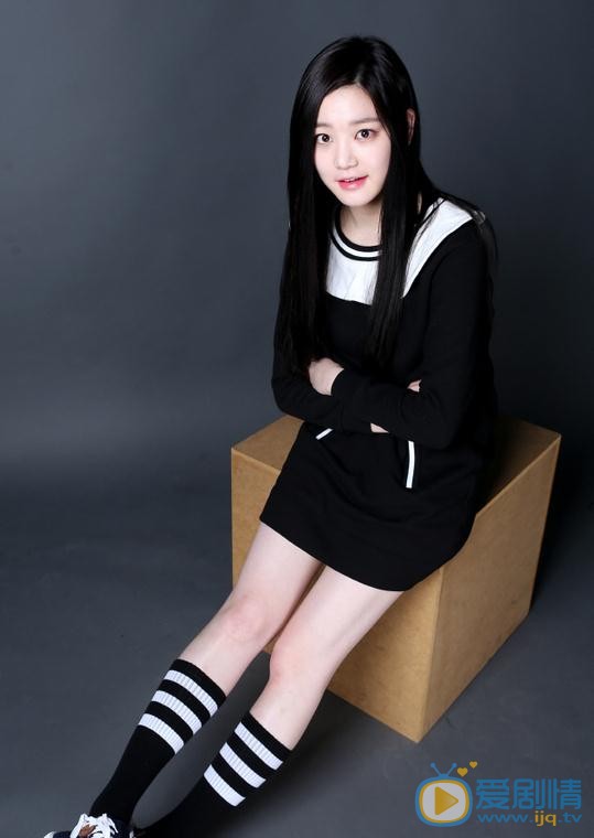 李侑菲新闻图 李侑菲高清写真_李侑菲高清剧照