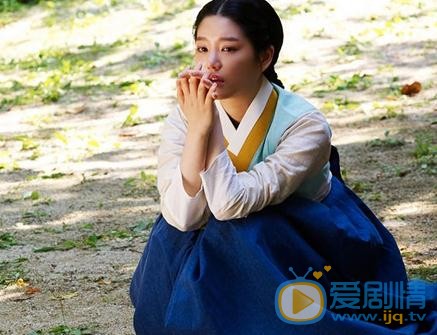 李侑菲《夜行书生》剧照 李侑菲高清写真_李侑菲高清剧照