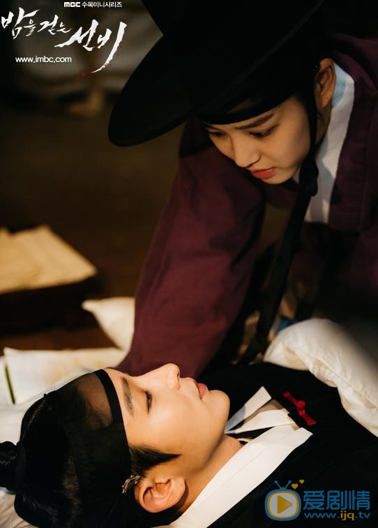 李侑菲《夜行书生》剧照 李侑菲高清写真_李侑菲高清剧照