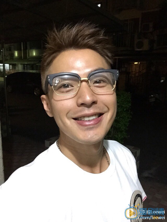李威生活照 李威高清写真_李威高清剧照
