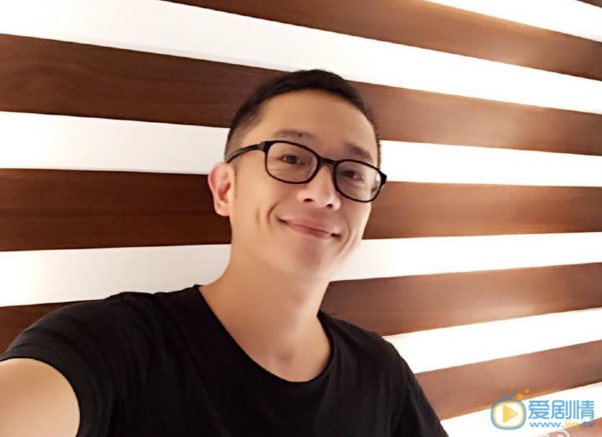 陈昭荣生活照 陈昭荣高清写真_陈昭荣高清剧照
