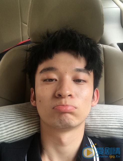 董子健生活照 董子健高清写真_董子健高清剧照