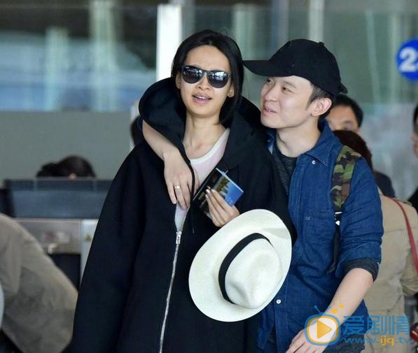 董子健孙怡合照 董子健高清写真_董子健高清剧照