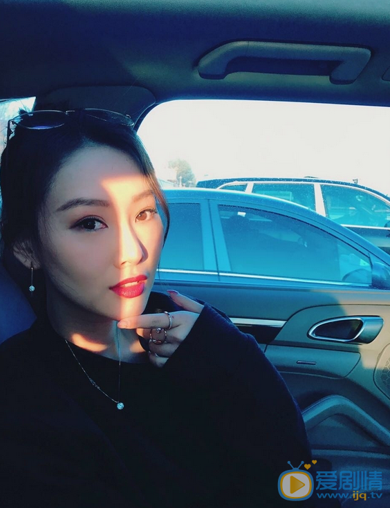 李昕岳生活照 李昕岳高清写真_李昕岳高清剧照