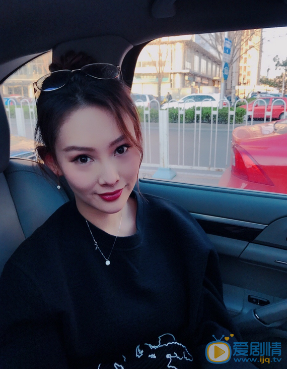 李昕岳生活照 李昕岳高清写真_李昕岳高清剧照