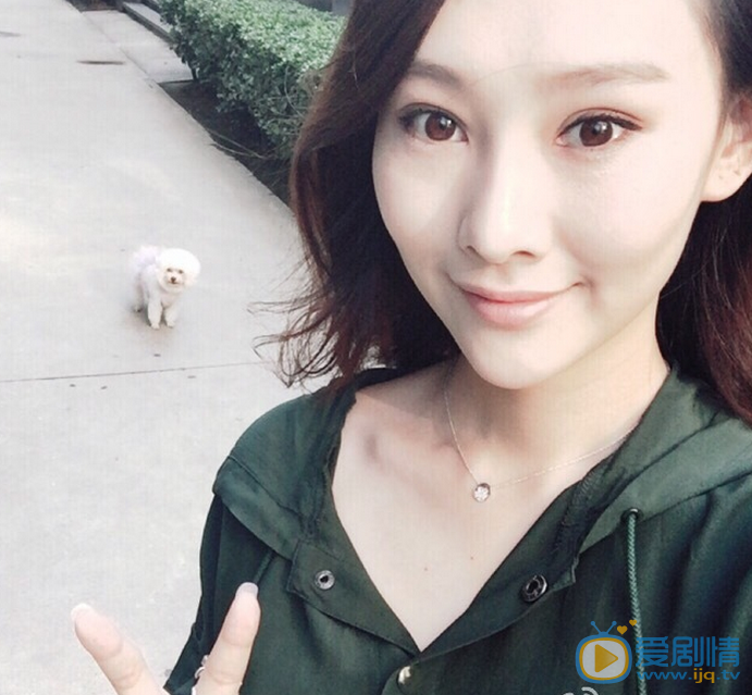 李昕岳生活照 李昕岳高清写真_李昕岳高清剧照