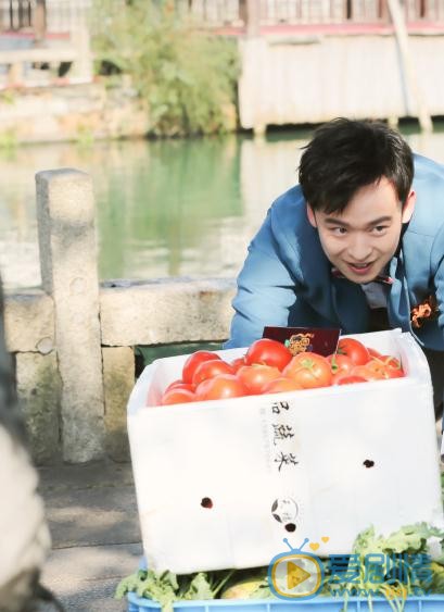 董子健《高能少年团》综艺照 董子健高清写真_董子健高清剧照