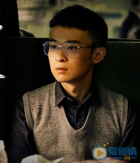 董子健《乘风破浪》剧照 董子健高清写真_董子健高清剧照