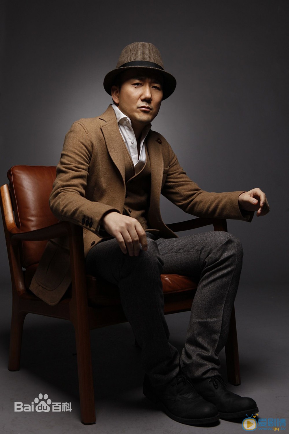 王太利绅士写真照 王太利高清写真_王太利高清剧照
