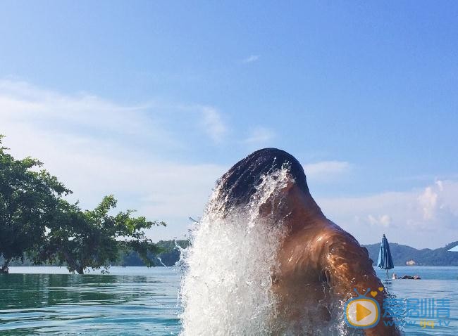 娄淇夏日写真 娄淇高清写真_娄淇高清剧照