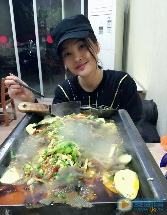 郭艳生活照 郭艳高清写真_郭艳高清剧照