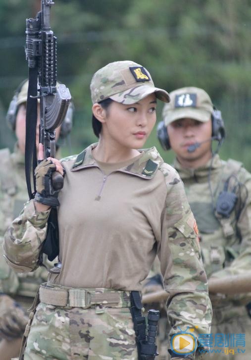 郭艳《特种兵之火凤凰》剧照 郭艳高清写真_郭艳高清剧照