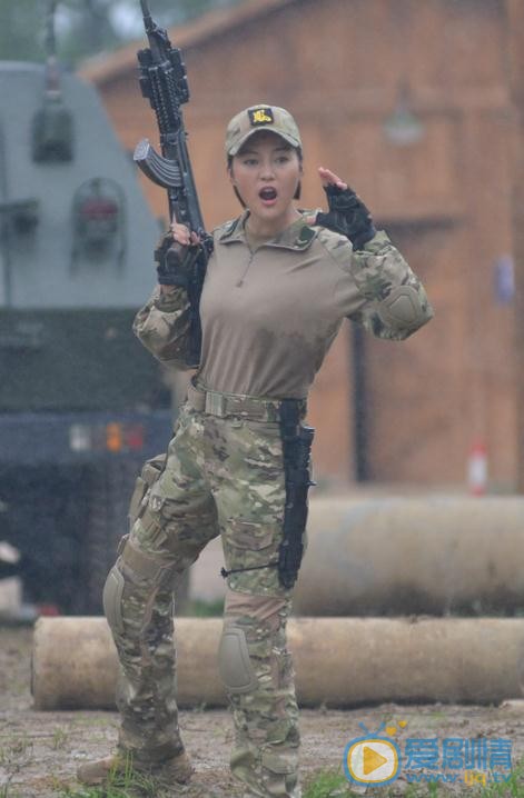 郭艳《特种兵之火凤凰》剧照 郭艳高清写真_郭艳高清剧照