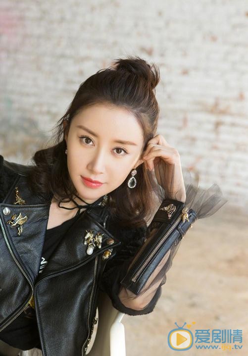 舒畅休闲写真 舒畅高清写真_舒畅高清剧照