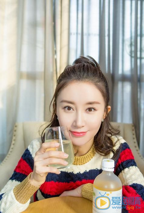 舒畅休闲写真 舒畅高清写真_舒畅高清剧照