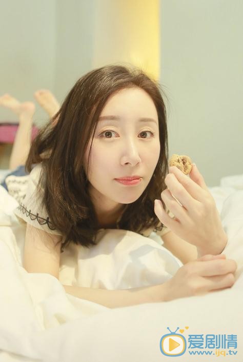 舒畅休闲写真 舒畅高清写真_舒畅高清剧照