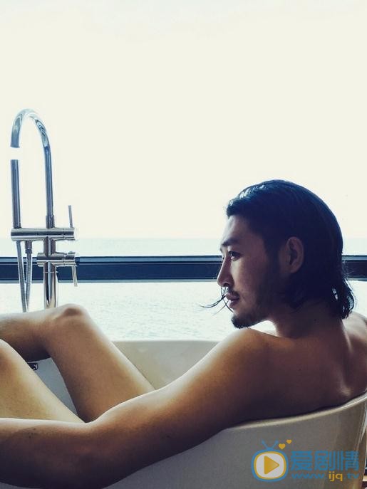白翔生活照 白翔高清写真_白翔高清剧照
