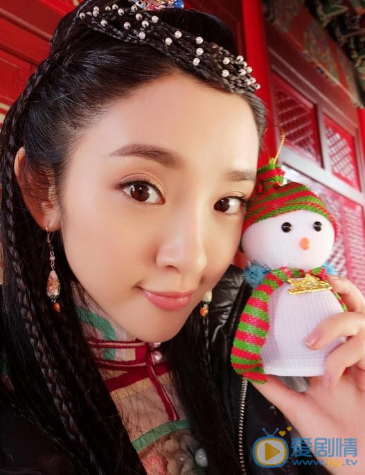 唐艺昕片场照 唐艺昕高清写真_唐艺昕高清剧照