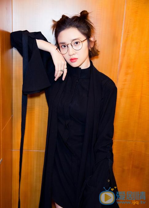 唐艺昕活动照 唐艺昕高清写真_唐艺昕高清剧照