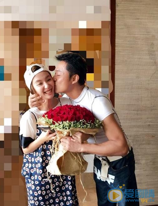 吴佳尼家人合照 吴佳尼高清写真_吴佳尼高清剧照