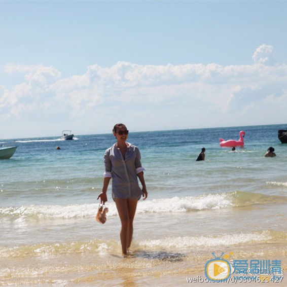 阎娜旅行游玩照 阎娜高清写真_阎娜高清剧照