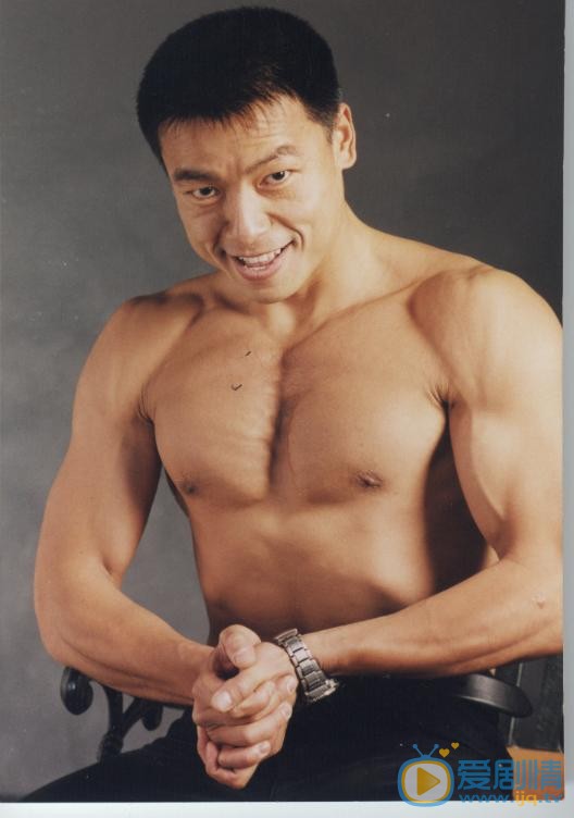 王挺肌肉写真 王挺高清写真_王挺高清剧照