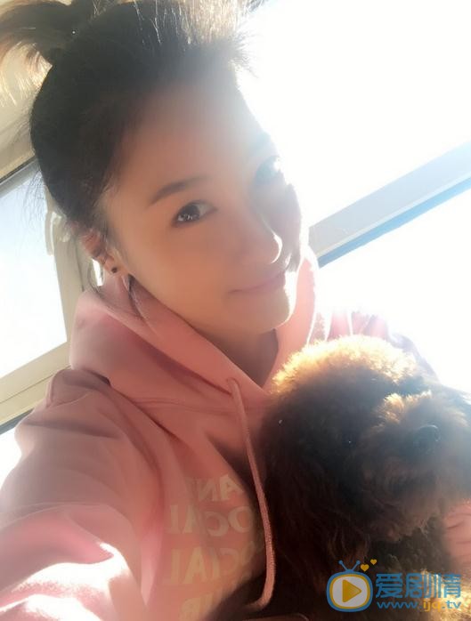 艾佳妮生活照 艾佳妮高清写真_艾佳妮高清剧照