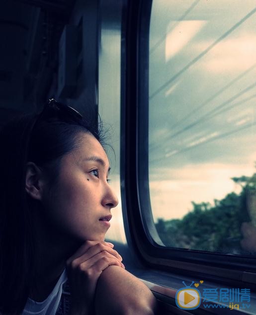 艾佳妮生活照 艾佳妮高清写真_艾佳妮高清剧照