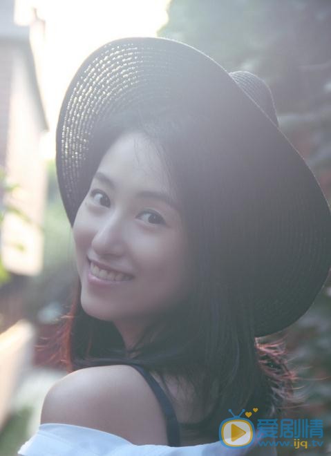 艾佳妮生活照 艾佳妮高清写真_艾佳妮高清剧照