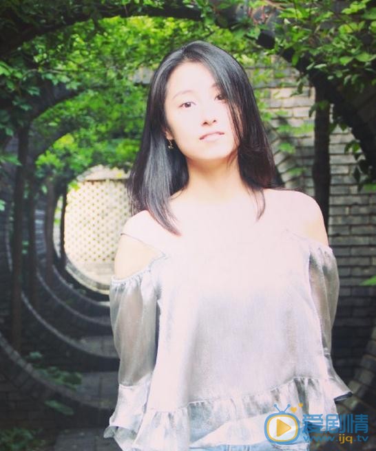 艾佳妮青春写真 艾佳妮高清写真_艾佳妮高清剧照