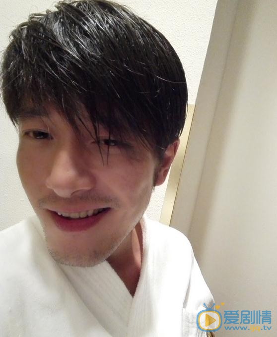 金珈生活照 金珈高清写真_金珈高清剧照