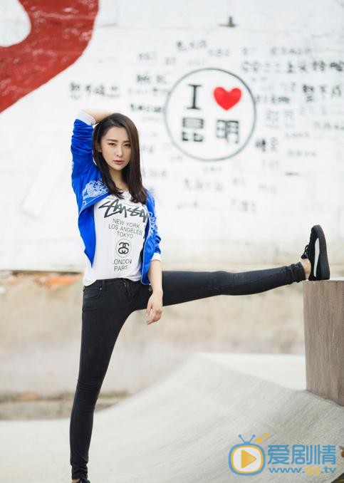 吉丽运动写真 吉丽高清写真_吉丽高清剧照