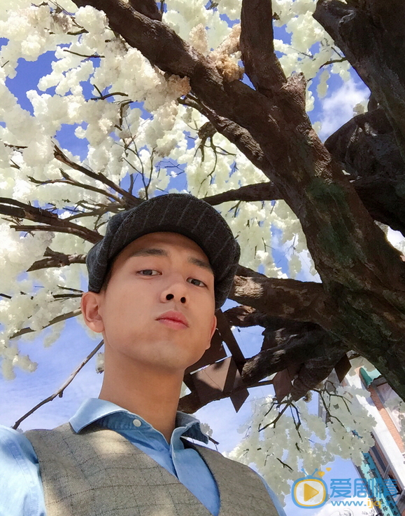 李现生活照 李现高清写真_李现高清剧照
