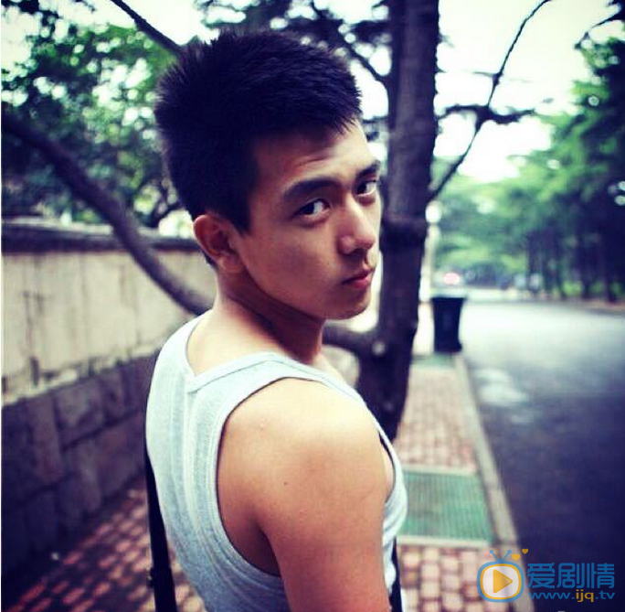 李现生活照 李现高清写真_李现高清剧照