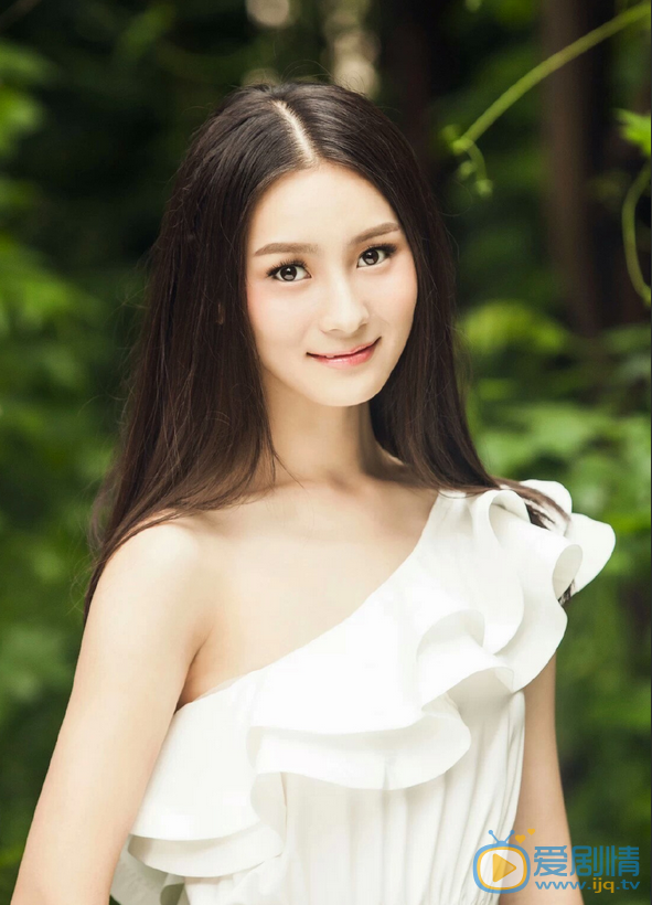 张维娜清纯写真 张维娜高清写真_张维娜高清剧照