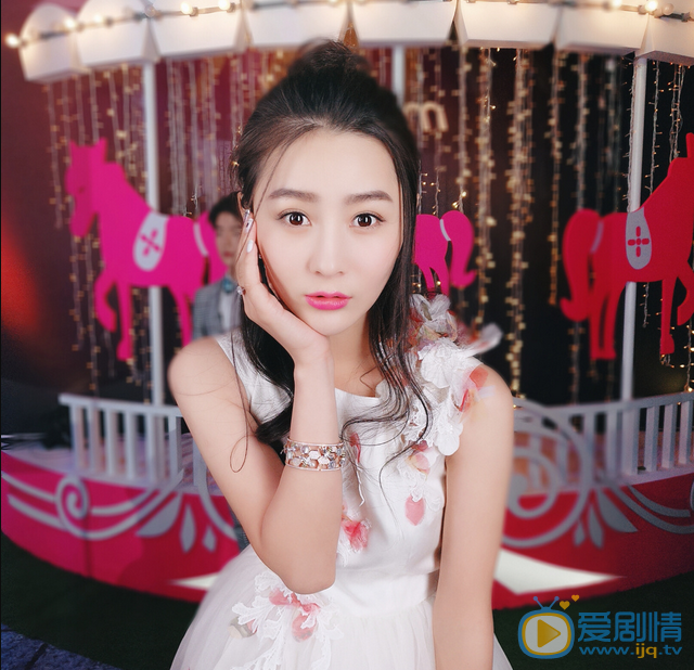张维娜活动照 张维娜高清写真_张维娜高清剧照