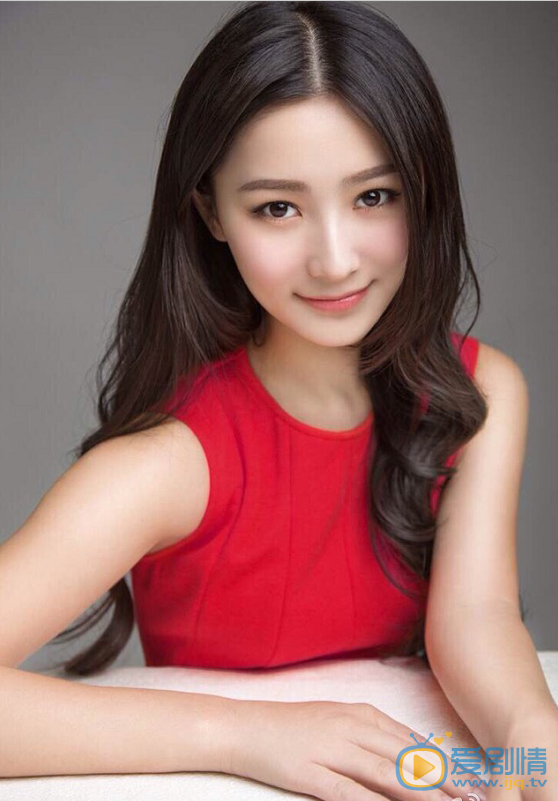龙珠传奇之无间道康熙皇后是谁演的？康熙皇后扮演者张维娜个人资料及写真生活照欣赏