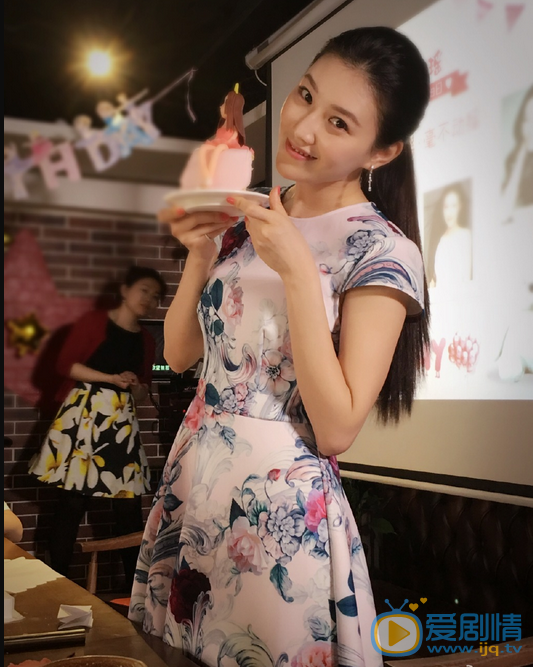 侯梦瑶生活照 侯梦瑶高清写真_侯梦瑶高清剧照