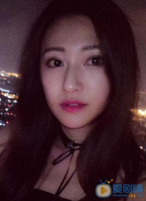 余玥生活照 余玥高清写真_余玥高清剧照