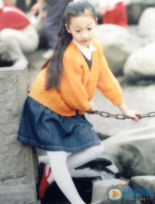 余玥童年写真 余玥高清写真_余玥高清剧照