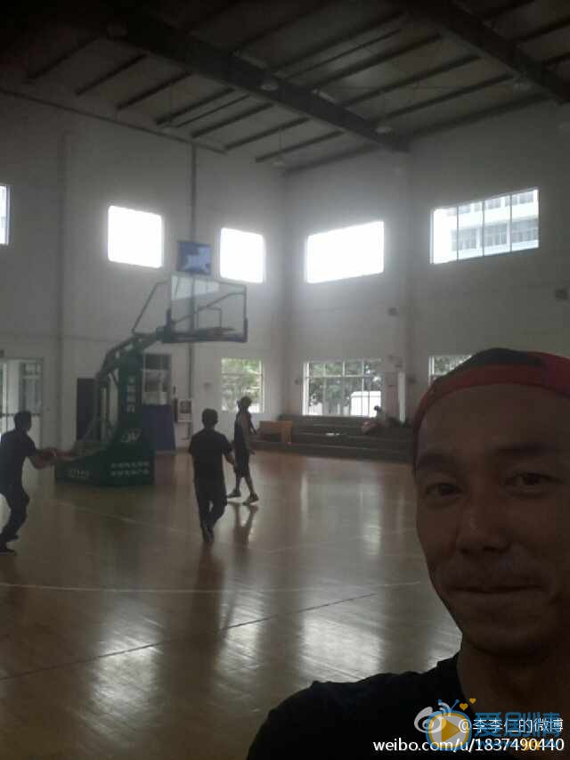 李李仁生活照 李李仁高清写真_李李仁高清剧照