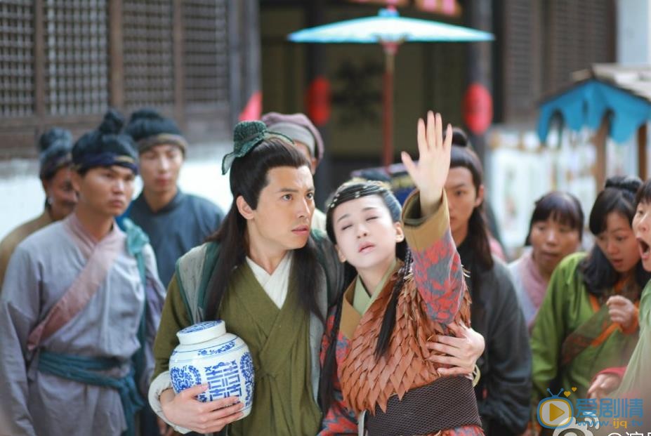 崔鹏《土地公土地婆》剧照 崔鹏高清写真_崔鹏高清剧照