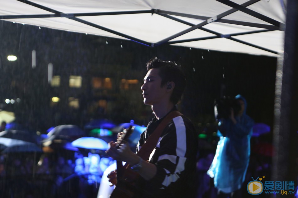 陈楚生演唱会 陈楚生高清写真_陈楚生高清剧照