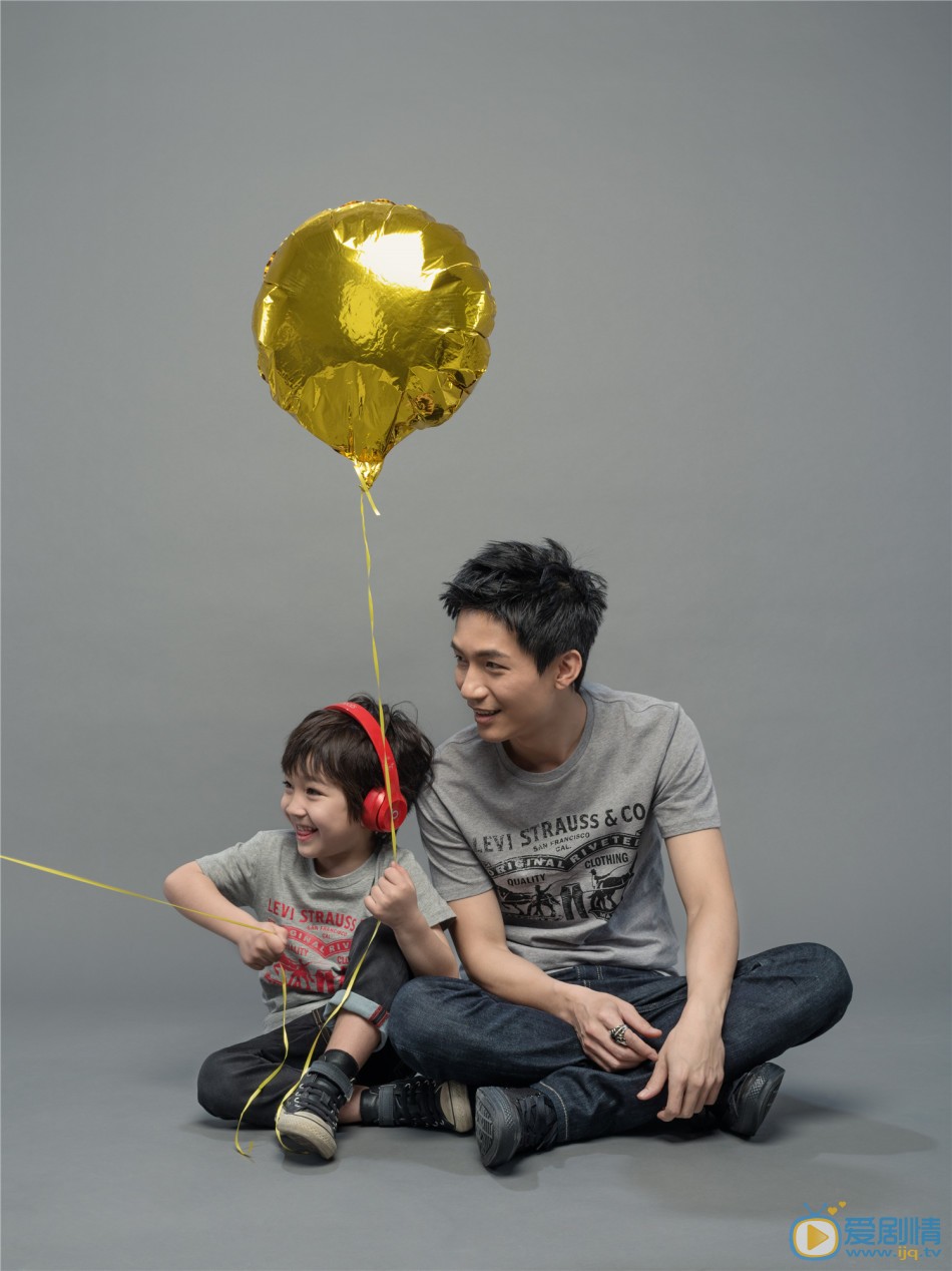 陈楚生亲子照 陈楚生高清写真_陈楚生高清剧照